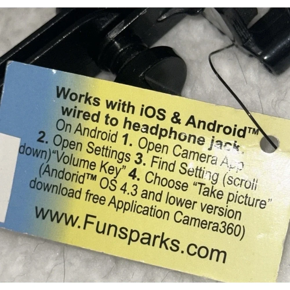 Funsparks Wired Selfie Stick 2 Pack Pink Purple Extendable Monopod iOS Android